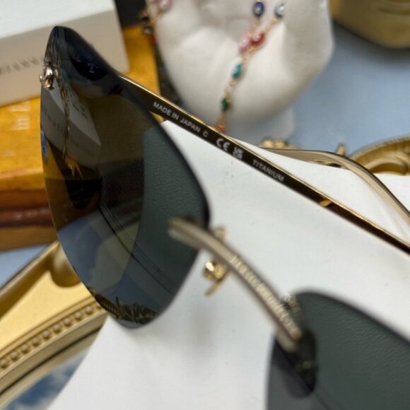 🆕 CHANEL 🧿 NWOT CH4286T Cat Eye Rimless Sunglasses, Titanium & Light Gold - Picture 9 of 16